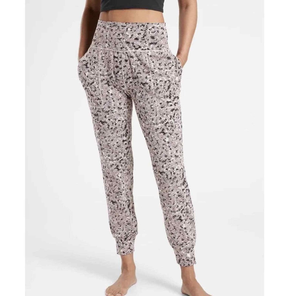 Athleta Salutation Textured Jogger Pants Women's Size Medium